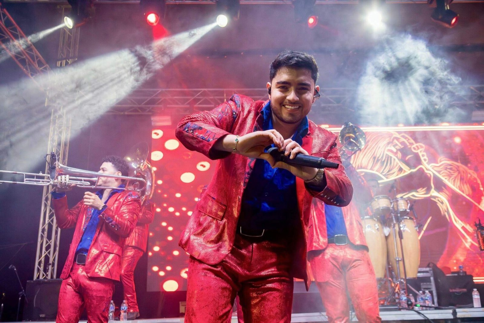 Arrolladora Banda El Limón