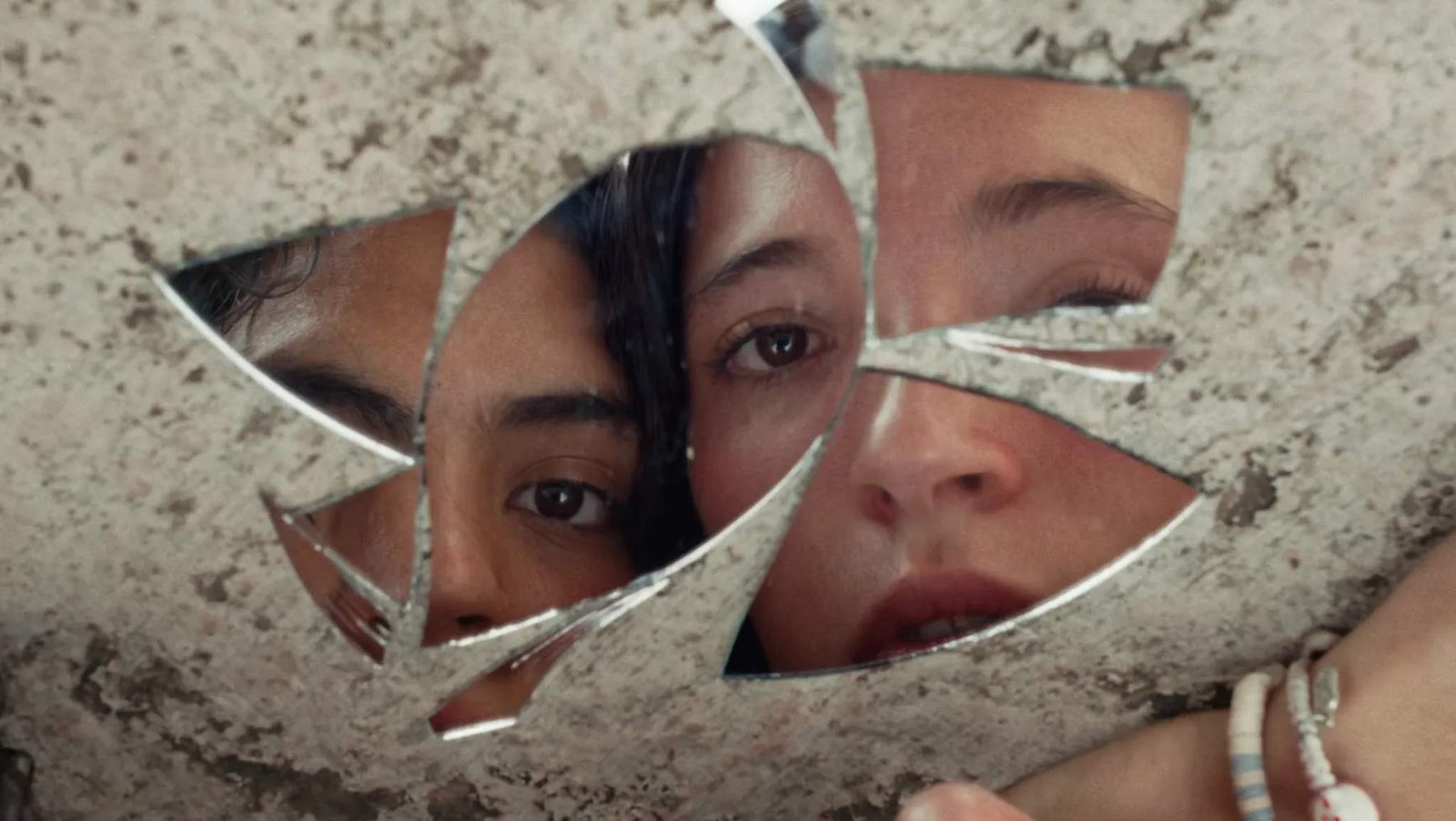 ‘Chicas tristes’: Un retrato íntimo y sin sensacionalismos sobre la amistad adolescente y el trauma