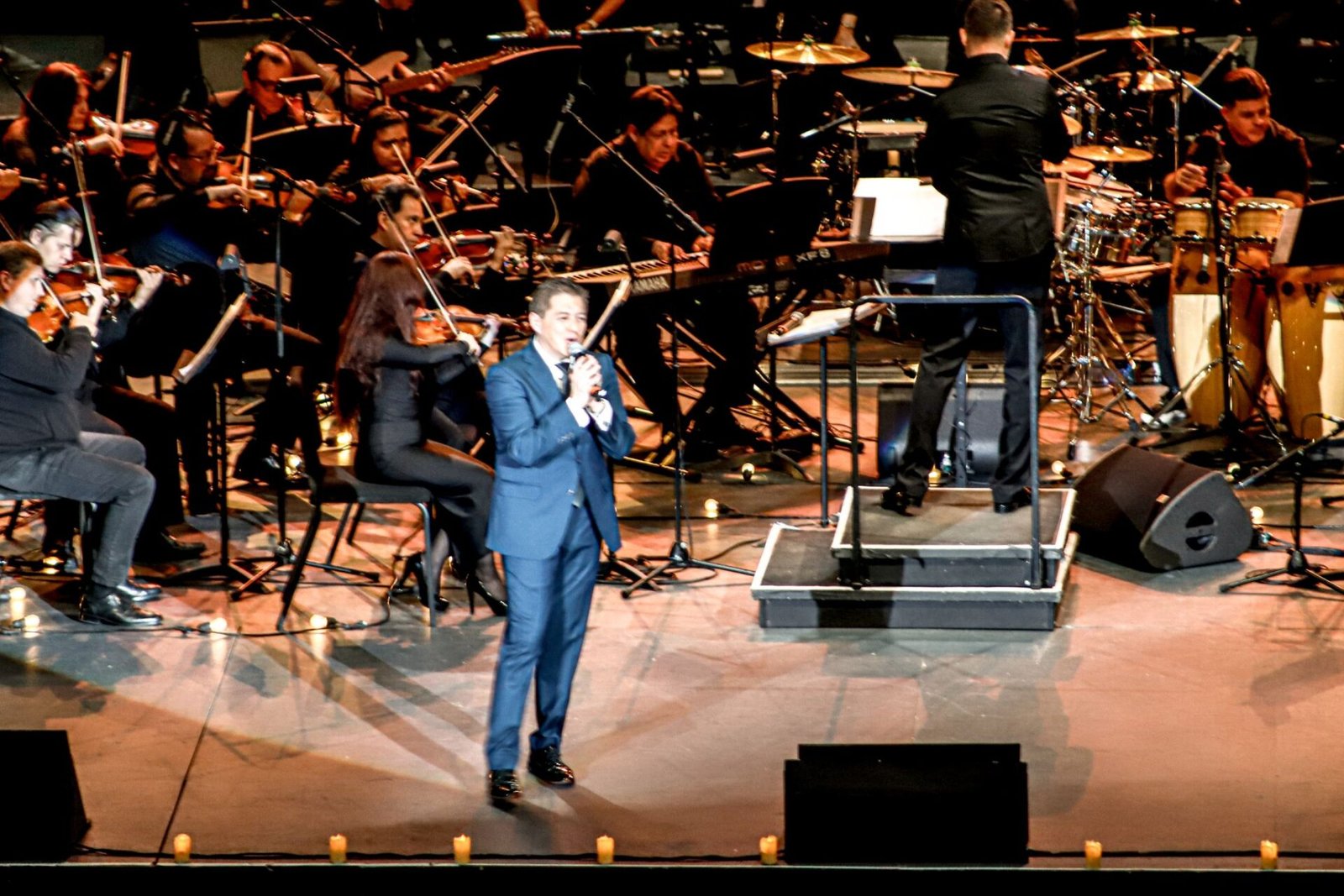 Homenaje José José