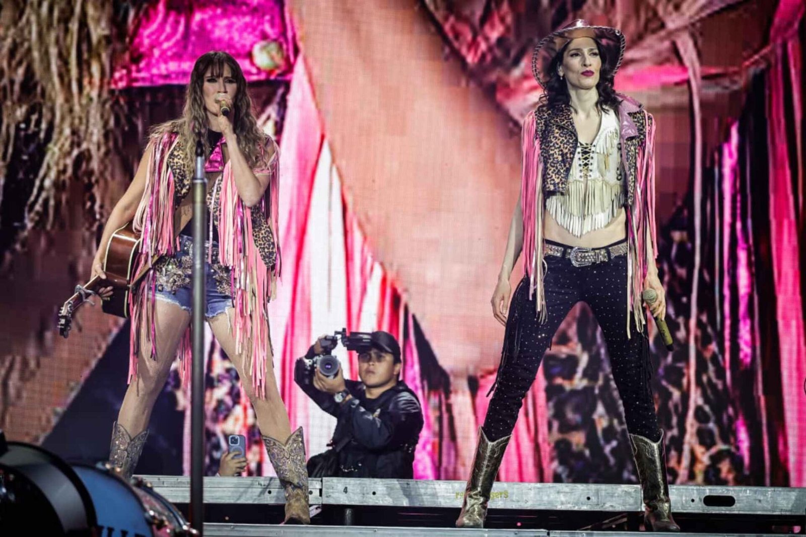 Corona Capital Ha*Ash