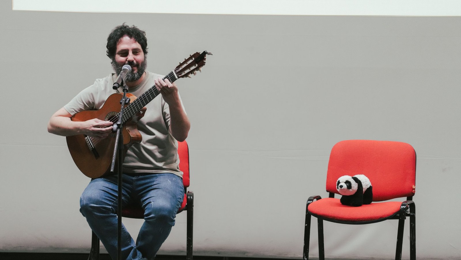 El Kanka trae ‘La calma’ a México: Un antídoto musical contra la ansiedad y el caos