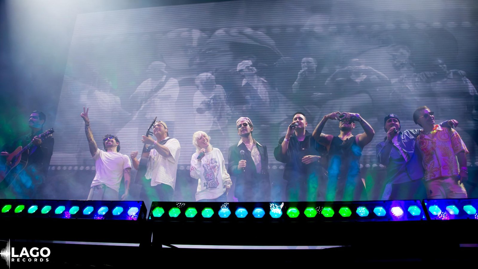 Entre Compas en el Pepsi Center: La gran fiesta de la clica del rap mexa que acaricia su Vol. 2