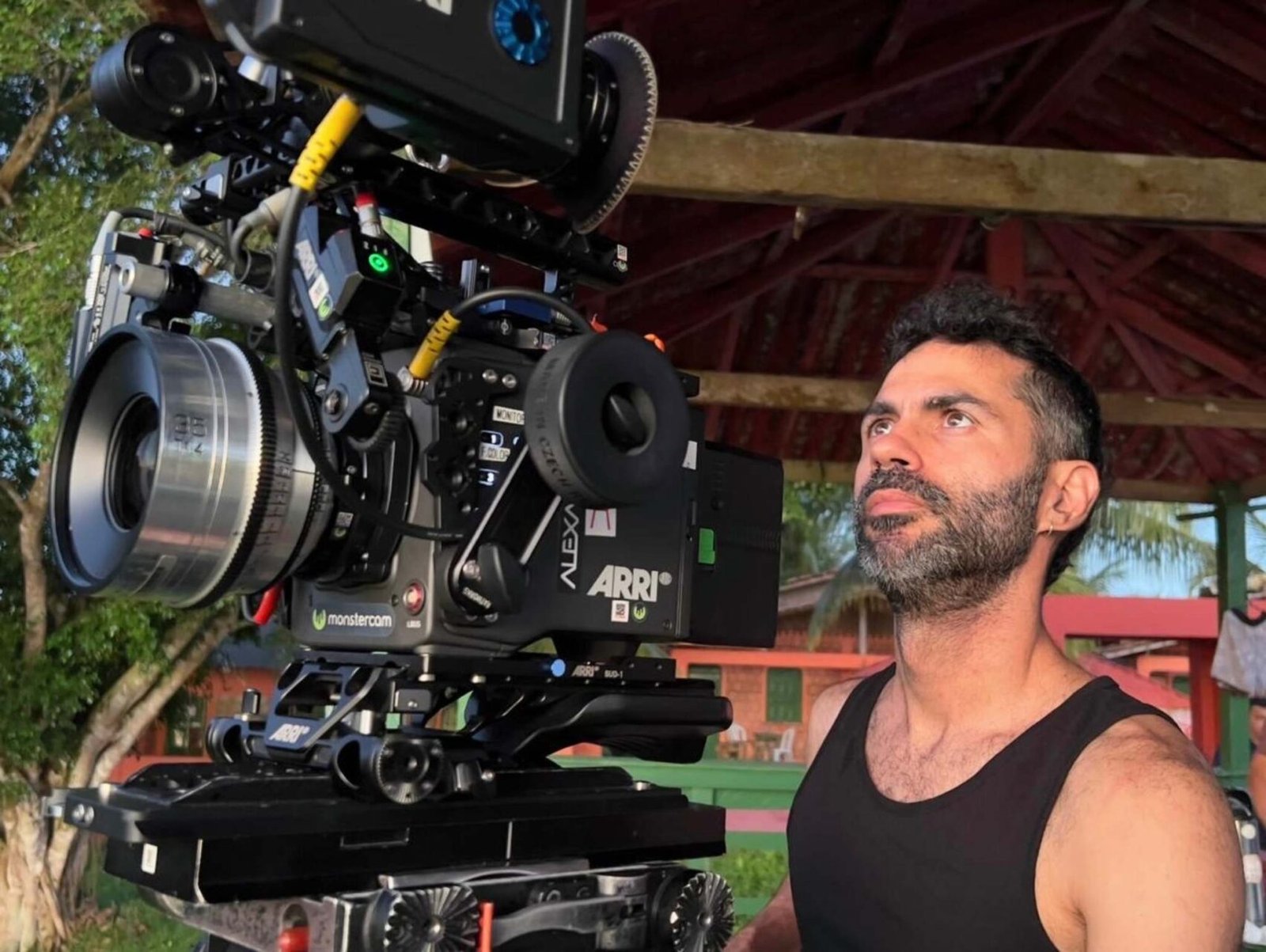 Gabriel Mascaro dirije O último azul