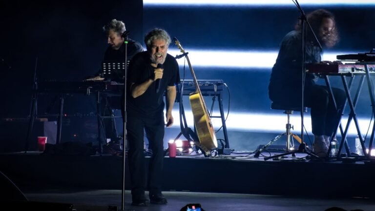 Iván Ferreiro en el Teatro Metropólitan