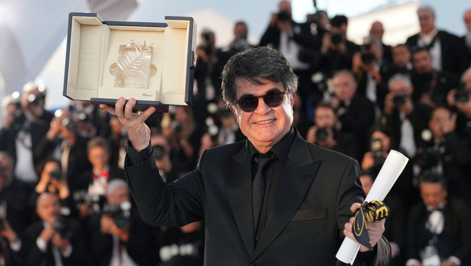 Jafar Panahi y el cine que aterroriza a un Estado: Condenado a 5 años de prisión y el embargo de sus bienes en Irán