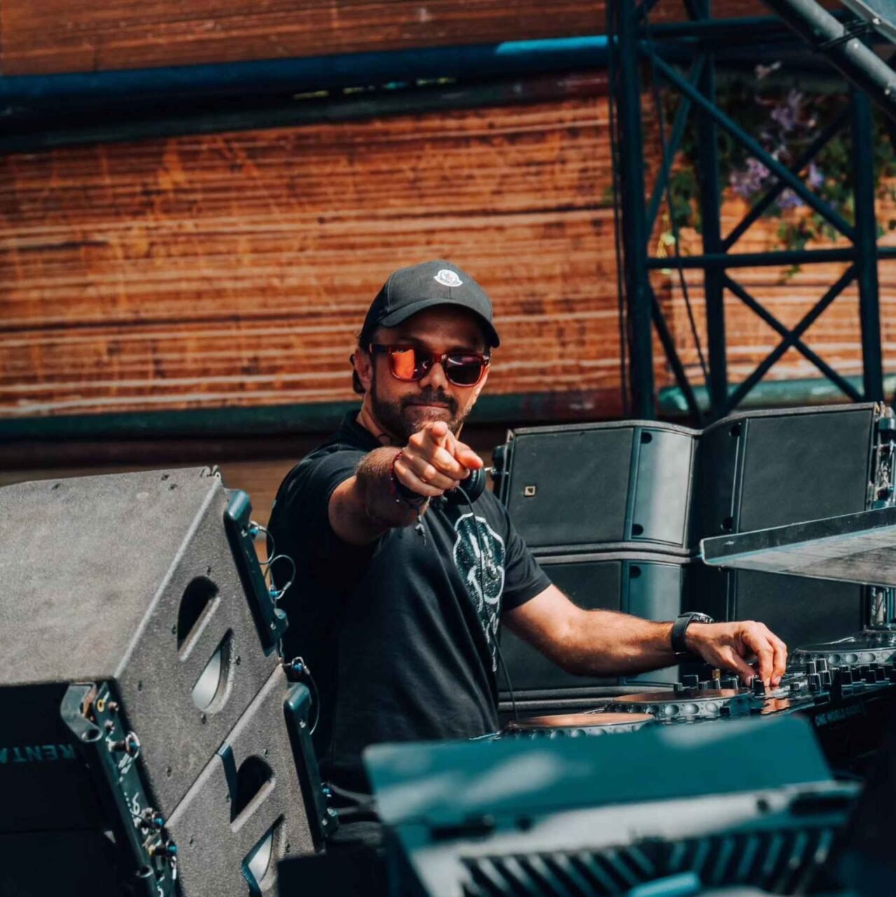 El DJ Jerry Dávila