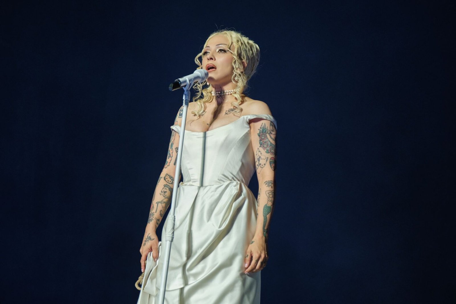 Mon Laferte en Palacio de los Deportes