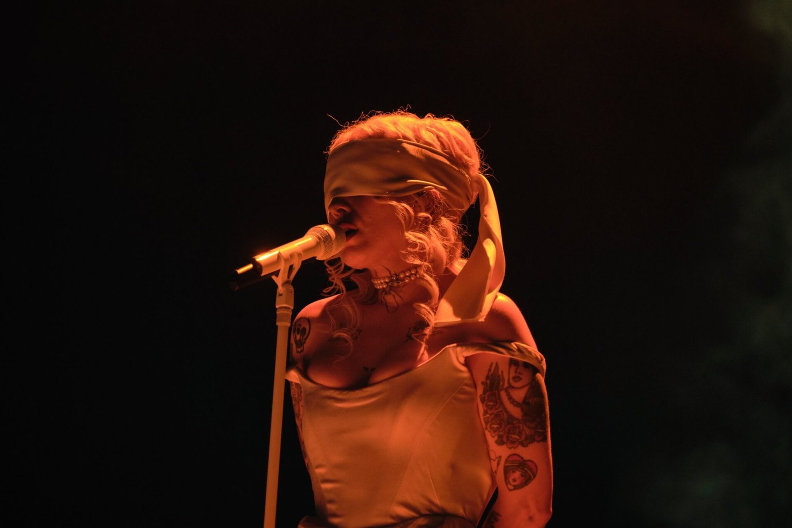 Mon Laferte en Palacio de los Deportes
