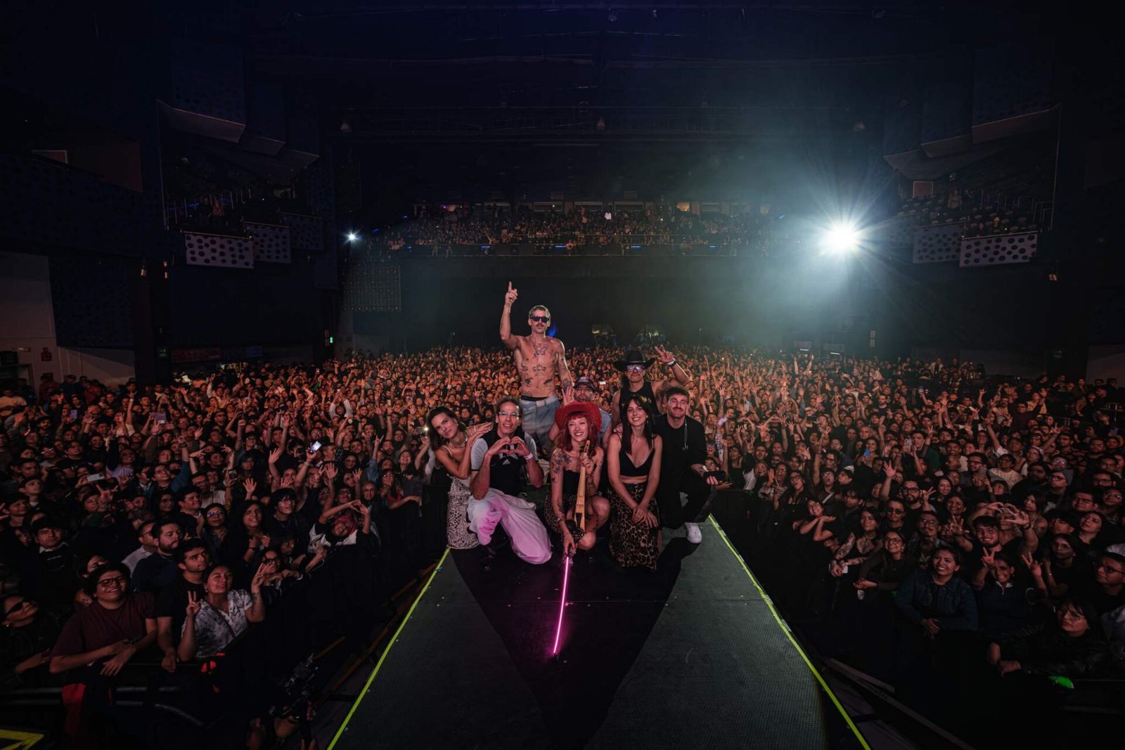 Surfistas del Sistema en el Pepsi Center 2016