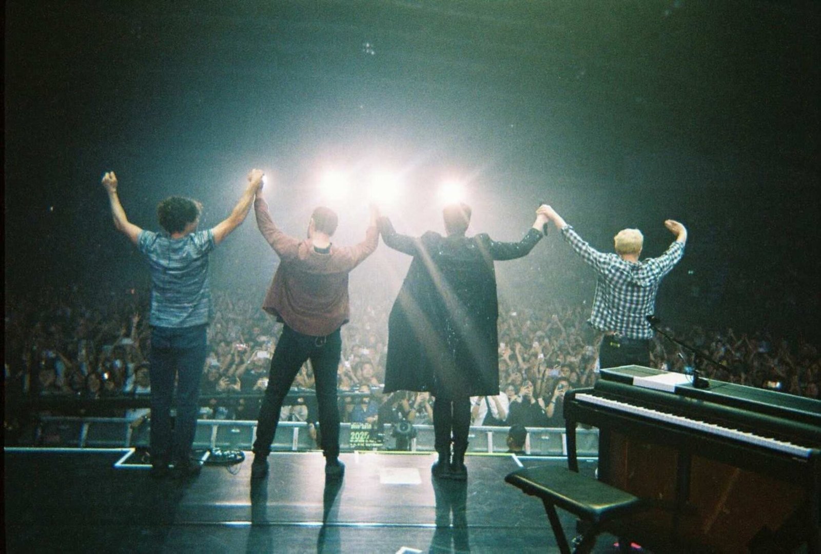 The Script regresa con 'The User’s Guide To Being Human'